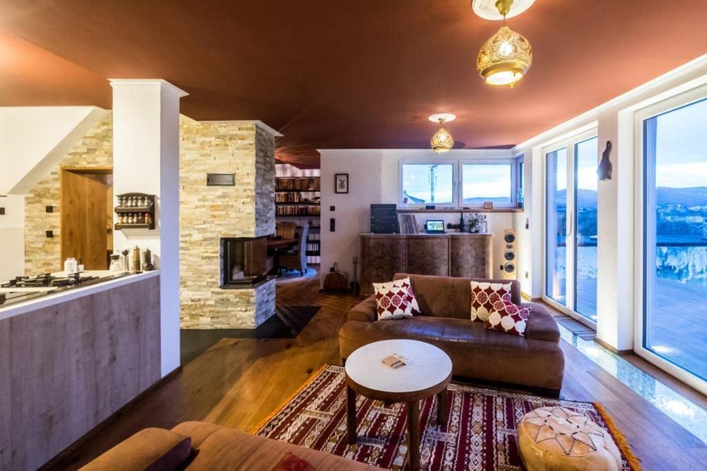 Апартаменты Wohlfuehloase Mit Blick Auf Трир Экстерьер фото